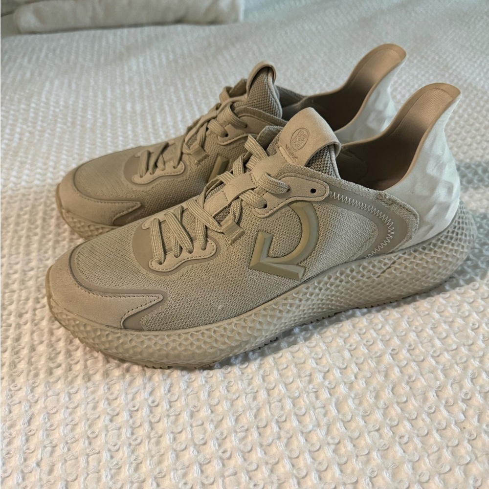 G/FORE SHOES